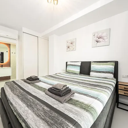 Apartament Casa Paradise 020 - De Lujo Junto A La Piscina *
